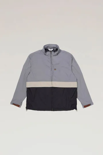 Giacca in nylon Ripstop con cappuccio richiudibile                                                                              