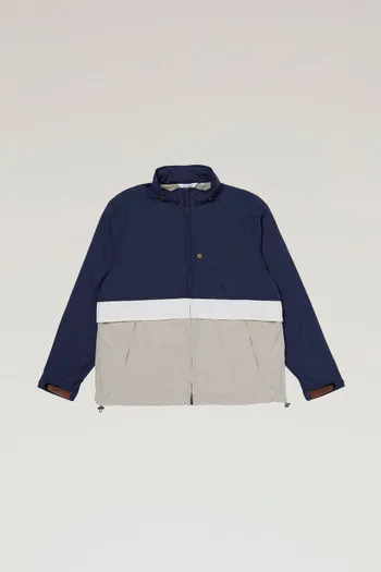 Giacca in nylon Ripstop con cappuccio richiudibile                                                                              