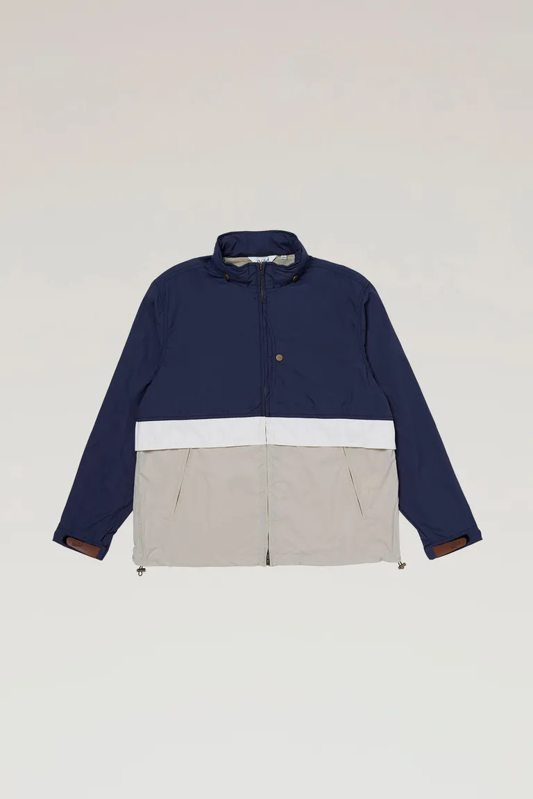 Giacca in nylon Ripstop con cappuccio richiudibile                                                                              