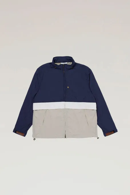 Giacca in nylon Ripstop con cappuccio richiudibile                                                                              