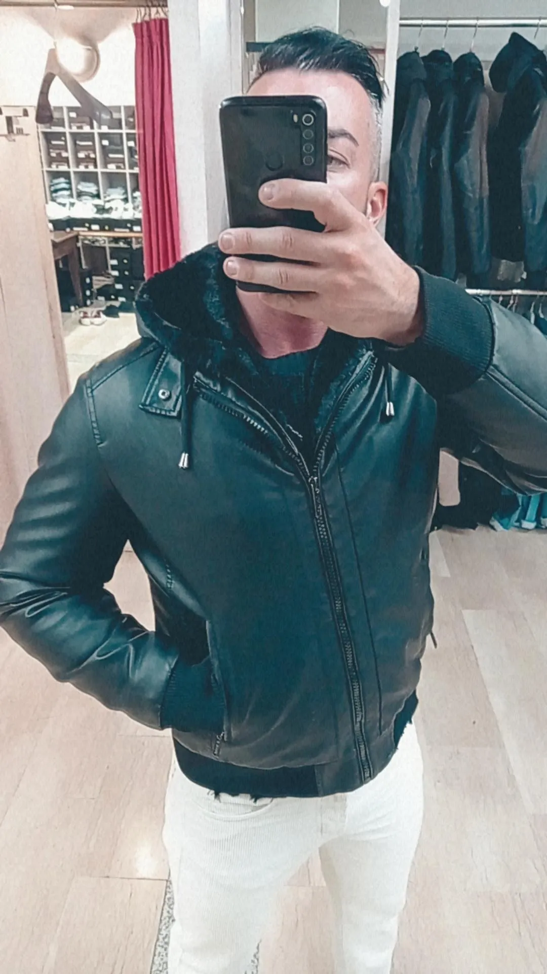 GIUBBOTTO OVER D INVERNALE REGULAR FIT IN SIMILPELLE CON FINTO GILET IN MONTONE ECOLOGICO REMOVIBILE ****