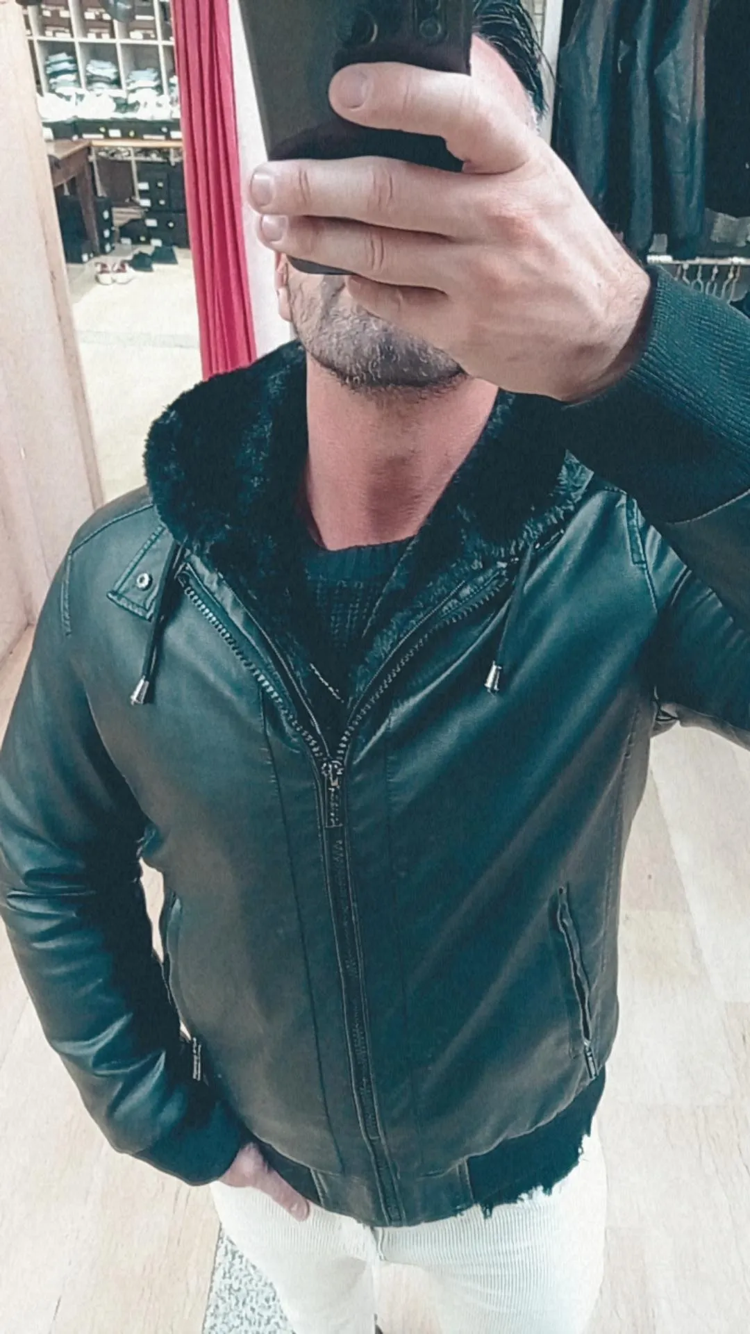 GIUBBOTTO OVER D INVERNALE REGULAR FIT IN SIMILPELLE CON FINTO GILET IN MONTONE ECOLOGICO REMOVIBILE ****