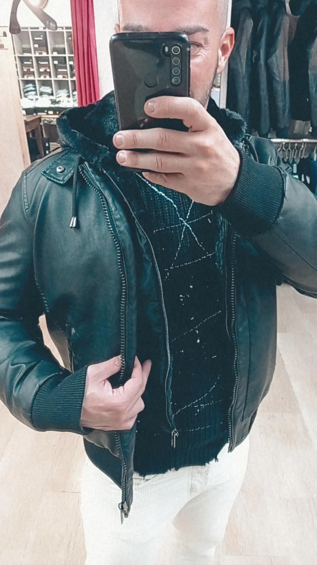 GIUBBOTTO OVER D INVERNALE REGULAR FIT IN SIMILPELLE CON FINTO GILET IN MONTONE ECOLOGICO REMOVIBILE ****