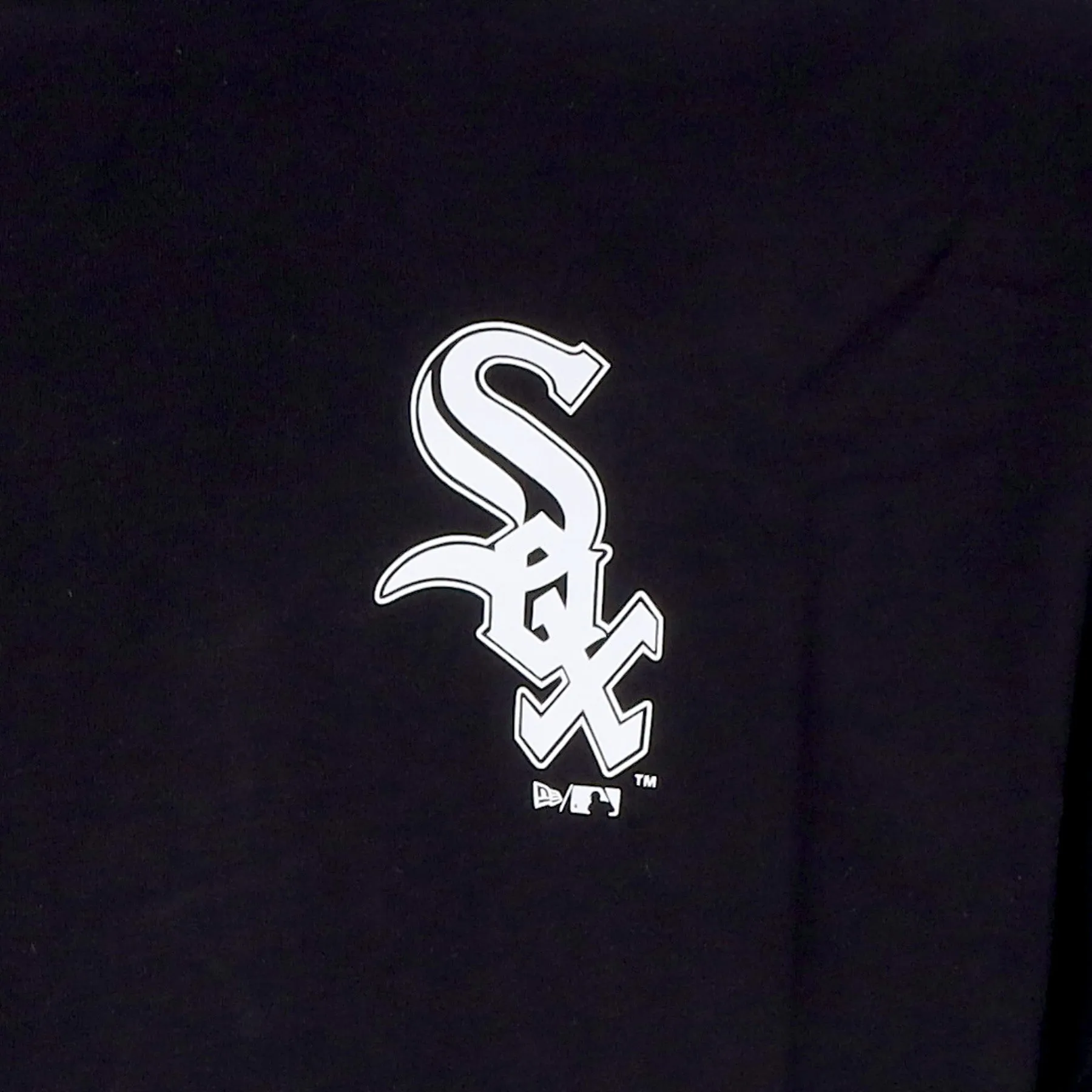 Maglietta Uomo Mlb League Essentials Oversized Tee Chiwhi Black/white