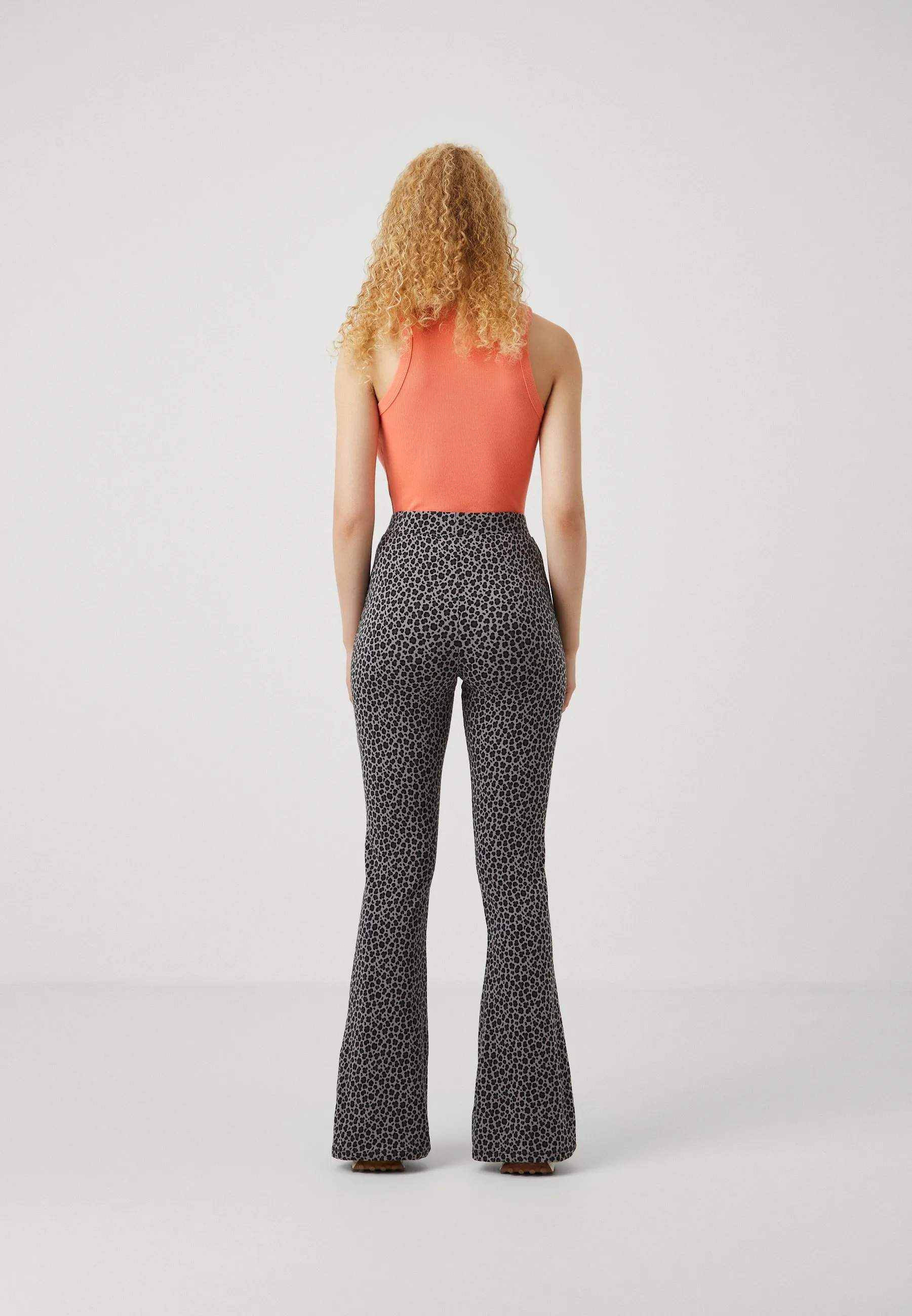 ONLLIVE LOVE FLARED  - Pantaloni