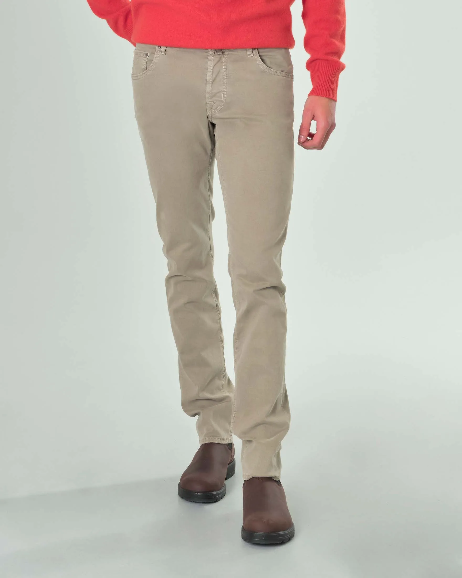 Pantalone cinque tasche color sabbia in gabardina di cotone stretch