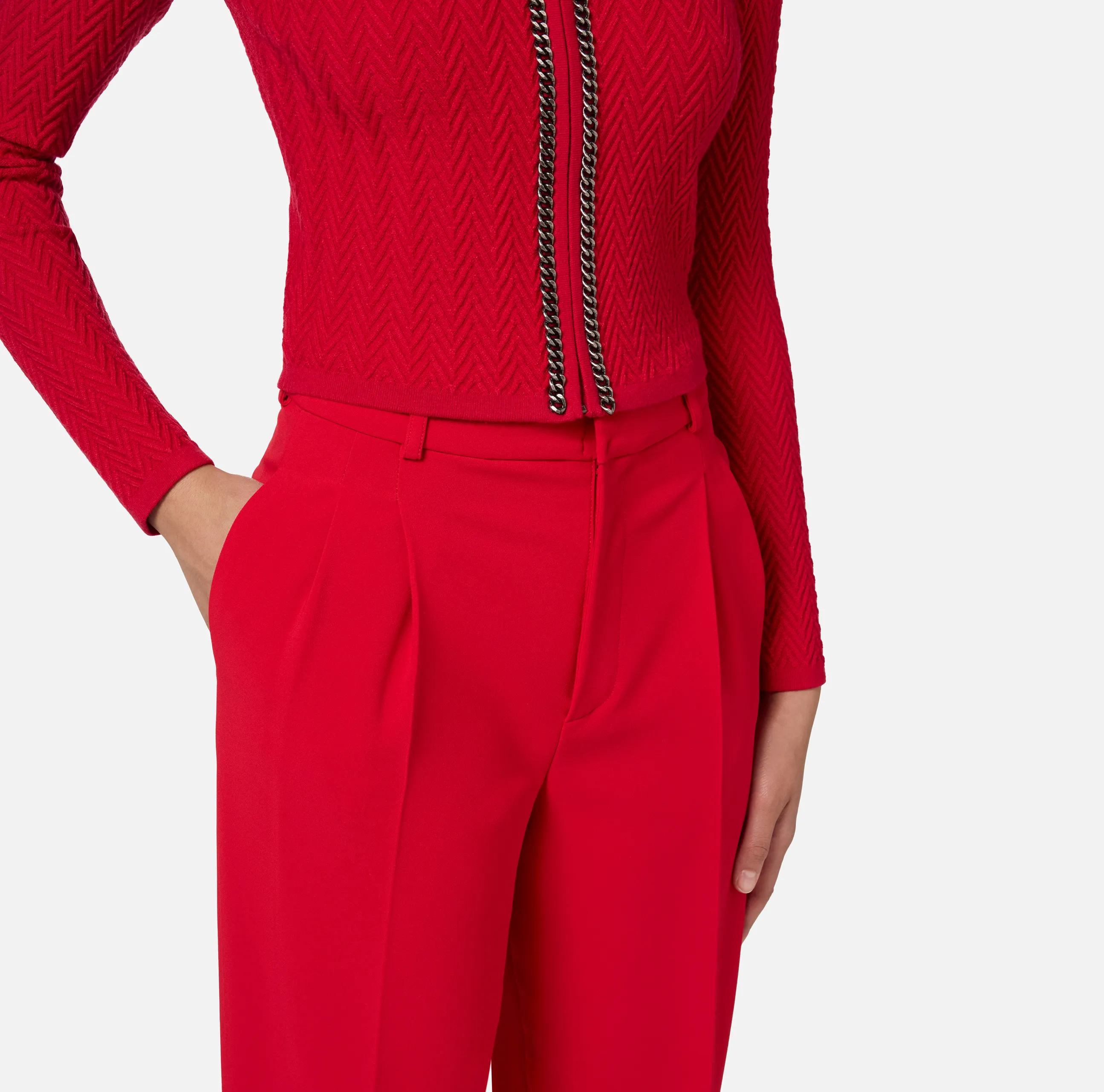 Pantalone in crêpe stretch con doppie pinces