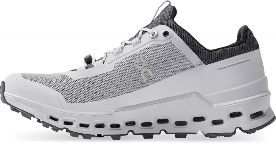 Scarpe per sentieri On Running Cloudultra