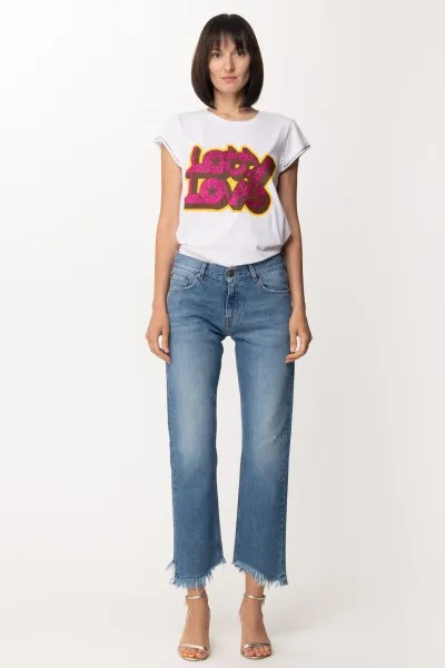 T-shirt stampata Lotty con borchiette Bianco